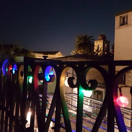 Casa Vacanze Villa D'Orleans Palerme Extérieur photo