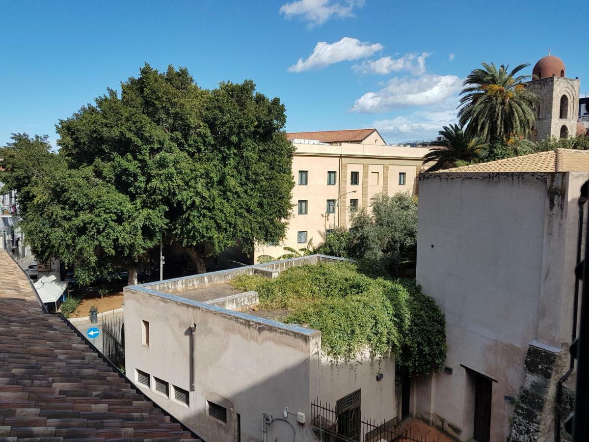 Casa Vacanze Villa D'Orleans Palerme Extérieur photo