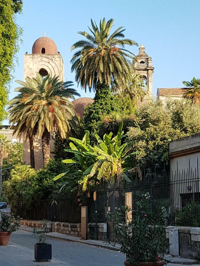 Casa Vacanze Villa D'Orleans Palerme Extérieur photo